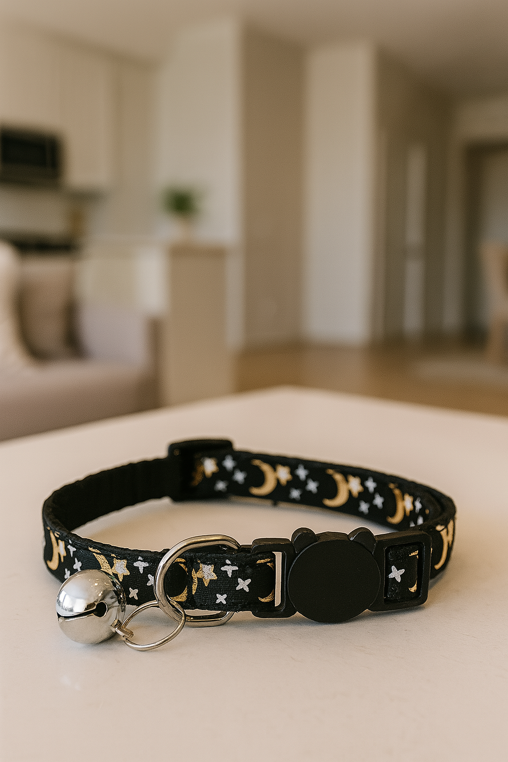 MOON STYLE BREAK AWAY COLLAR